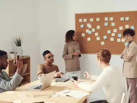 Anwerbungsstrategien für Job-Such-Websites