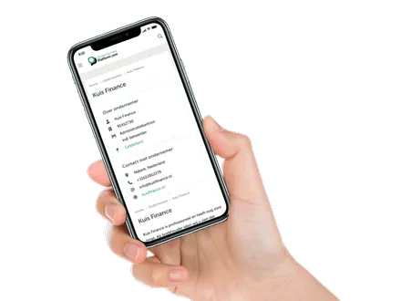 Captura de pantalla del perfil del empleador del software de tablero de empleo JobSaaS con información de la empresa, logo y ofertas de trabajo